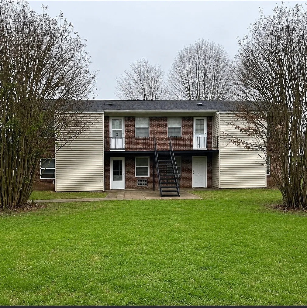 2 bed, 850 sqft, $1,150 — Photo 2