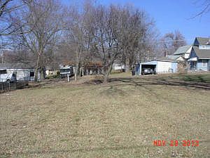 1st image of 105 W Benton St