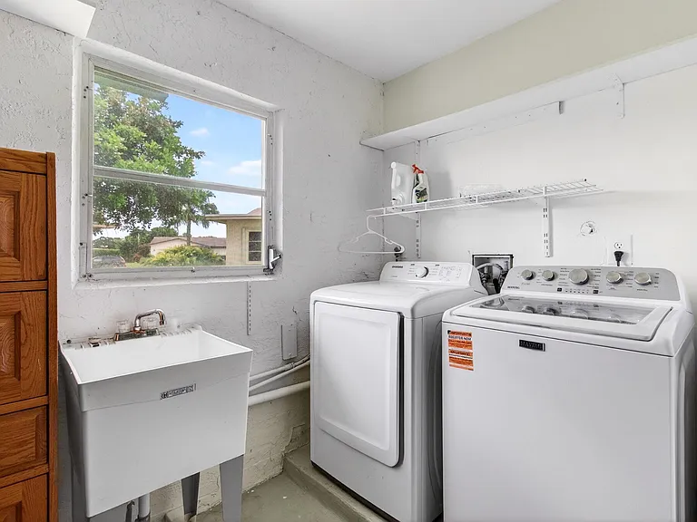 6038 Lasalle Rd — Photo 51