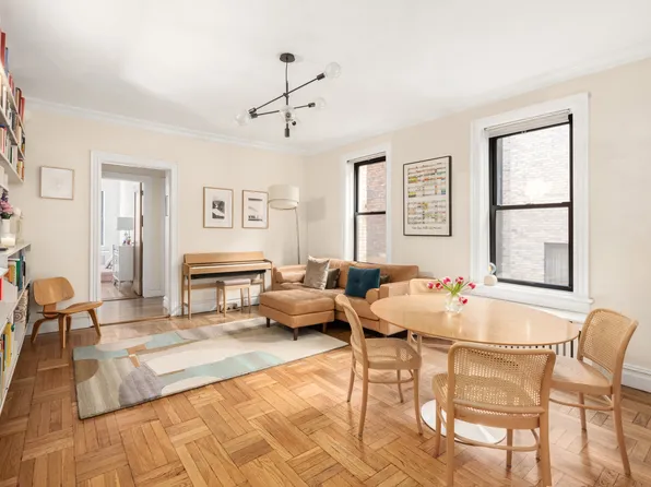 205 East Tenth Street 3A image 2 of 12