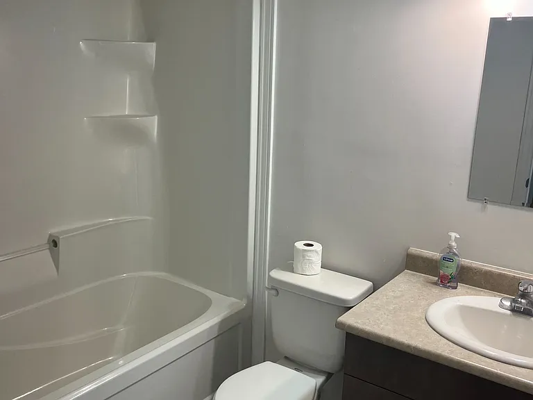 1430 Highland Rd W #3A — Photo 10