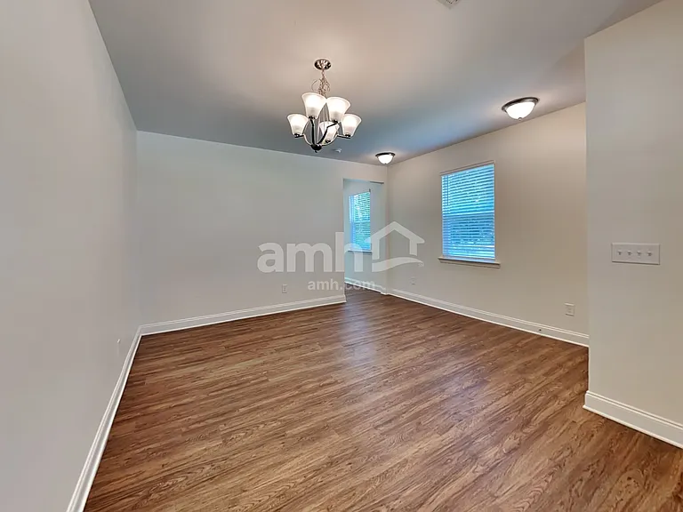 3548 Okelly Dr — Photo 7