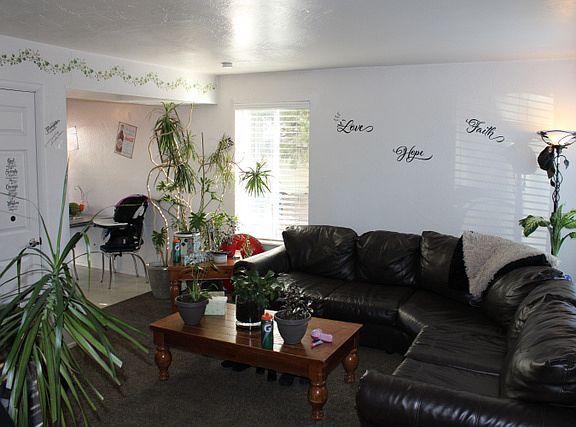 3rd image of 3512 W Westlake Cir S