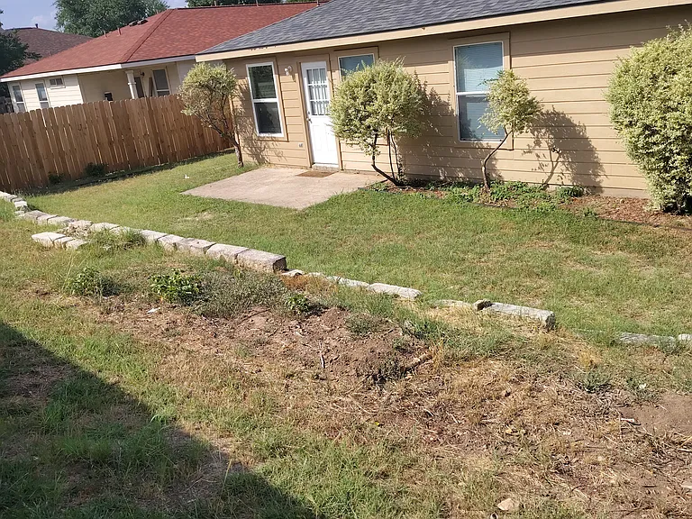 382 Lake Washington Dr — Photo 24