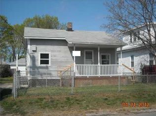 132 York Ave, Pawtucket, RI 02860