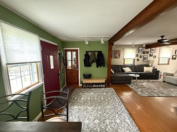 3rd image of 43 Bellot Rd