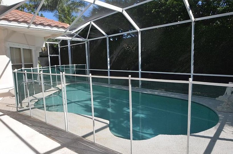 1st image of 7673 Highlands Cir #1