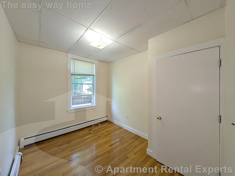 379 Windsor St #3 — Photo 4