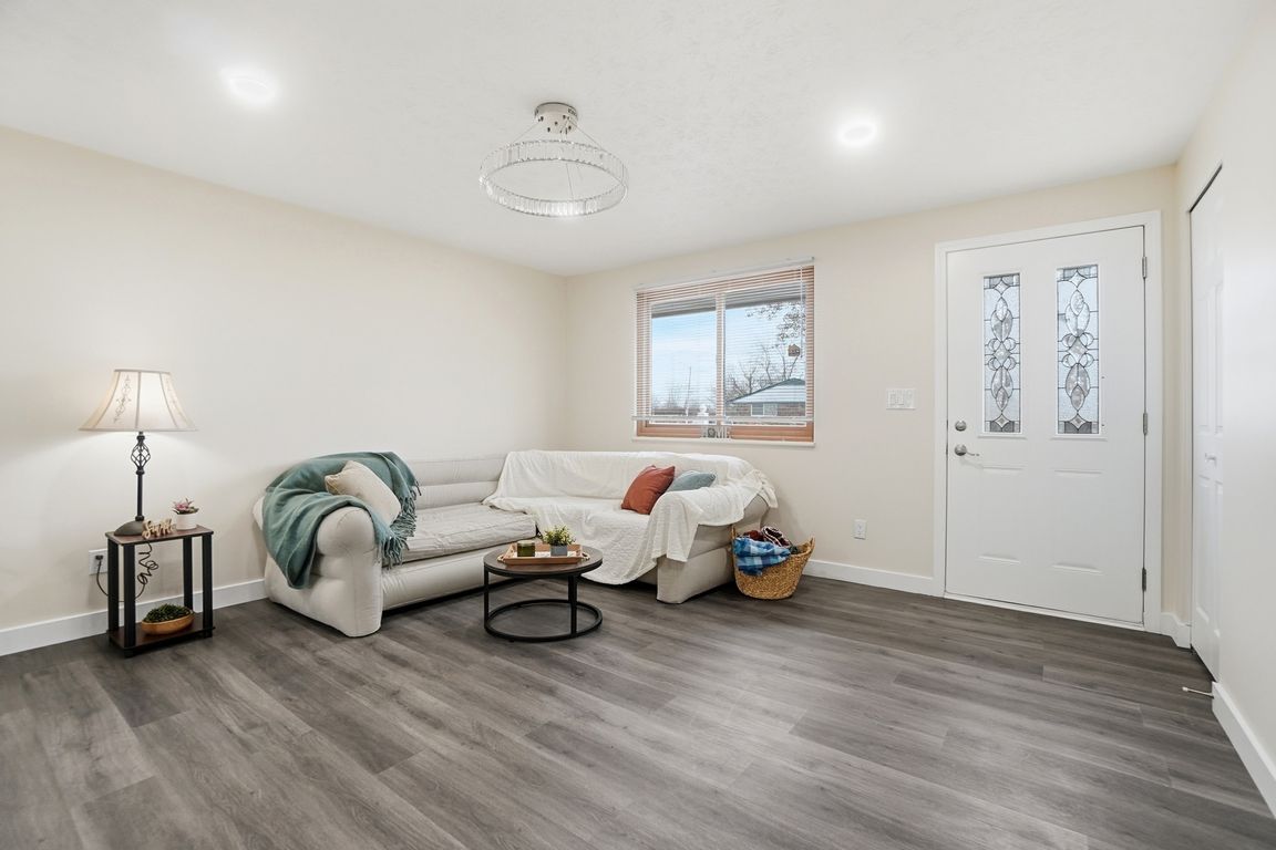 next background image