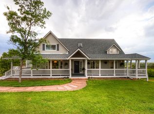 2339 Rocky View Rd, Castle Rock, CO 80108