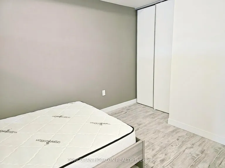 257 Hemlock St #417 — Photo 18