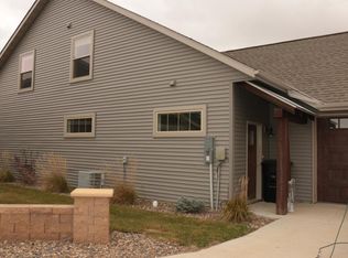 414 Long Dr, Watford City, ND 58854