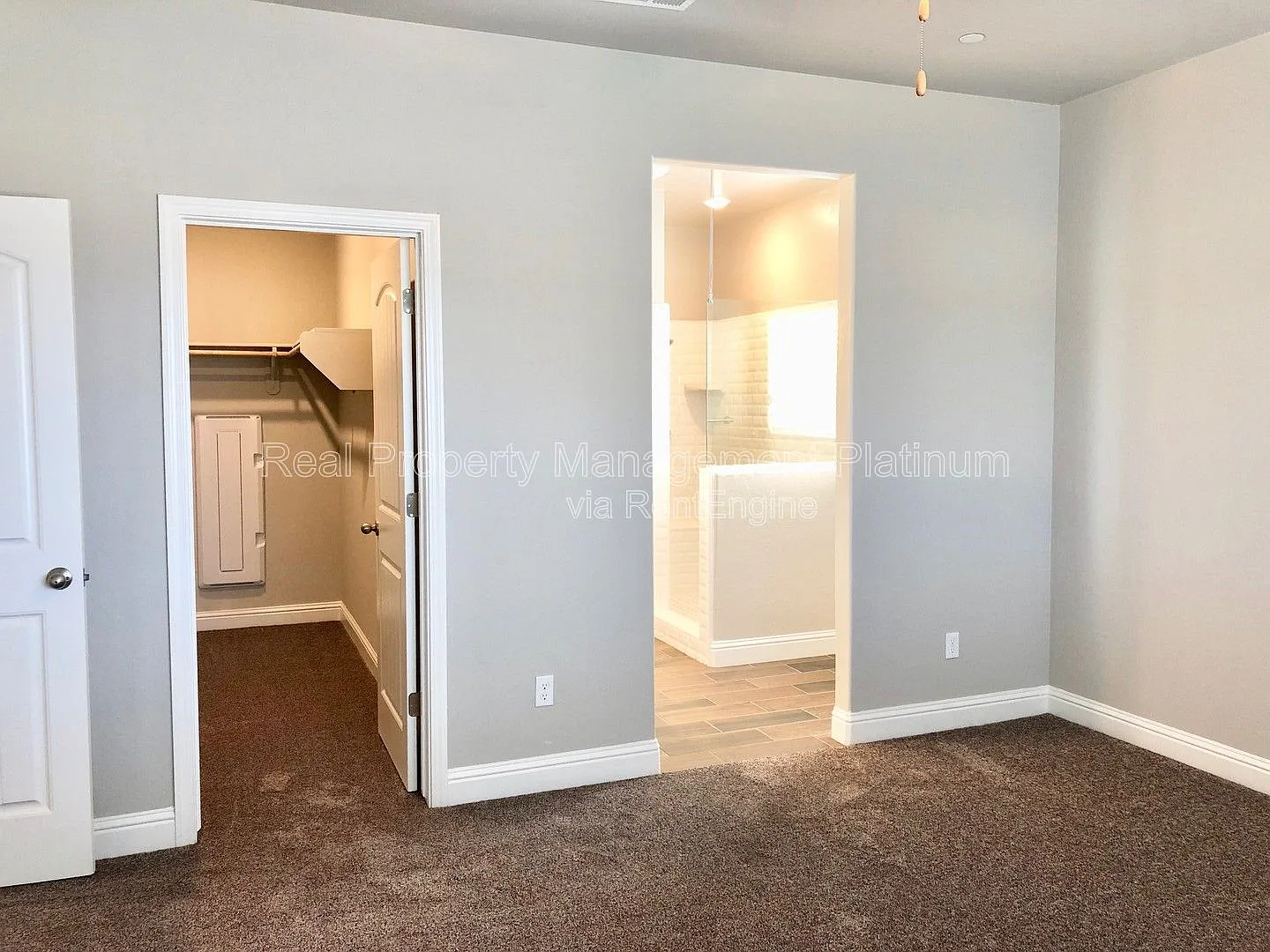 4 bed, 2.5 bath, 2088 sqft, $2,600 — Photo 3