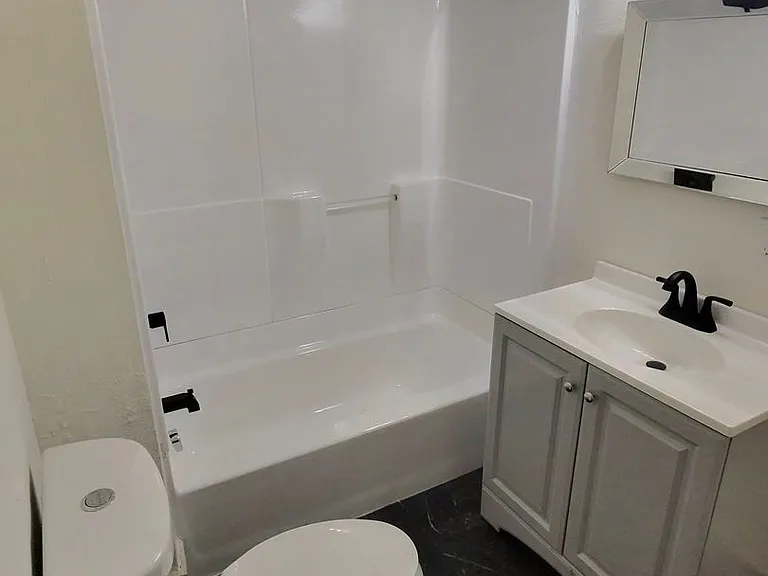 51 Summit St — Photo 14