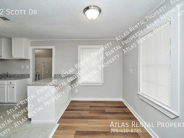 92 Scott Dr — Photo 14