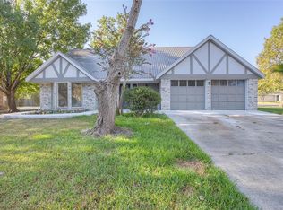 110 Brittany Ln, Huntsville, TX 77320