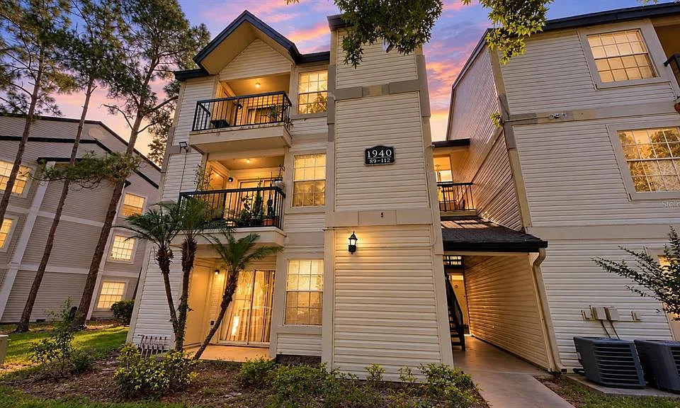 1940 Lake Atriums Cir #106