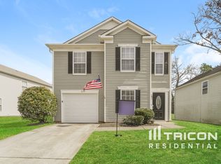 6230 Foster Brook Dr, Charlotte, NC 28216