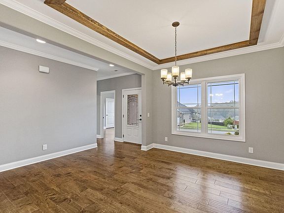 5th image of 292 Laurel Cyn