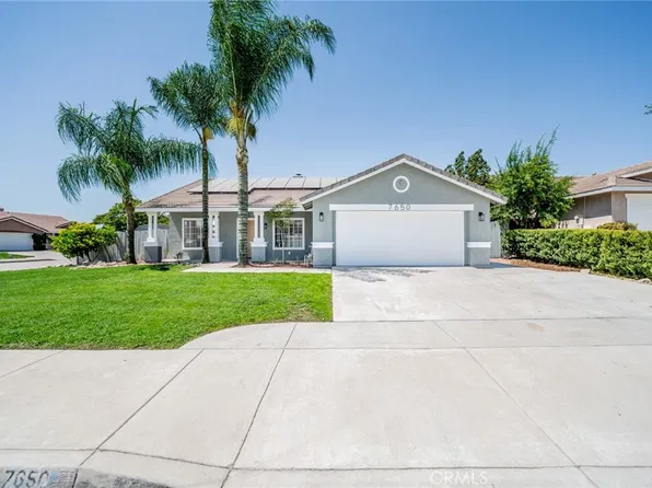 7650 Stoney Creek Ct, Highland, CA 92346