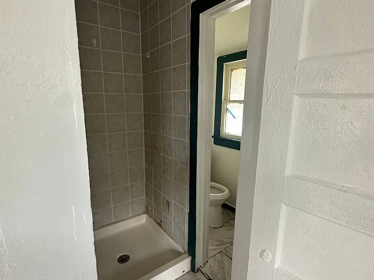 613 N Eye St #14 — Photo 4