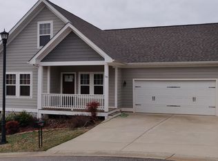 58 Rose Creek Rd, Leicester, NC 28748