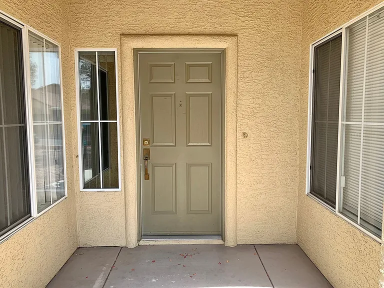 3821 Bombastic Ct — Photo 4