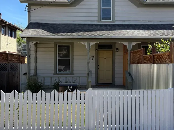 214 Walnut St, Petaluma, CA 94952