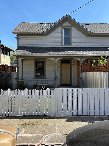 214 Walnut St Photo 1