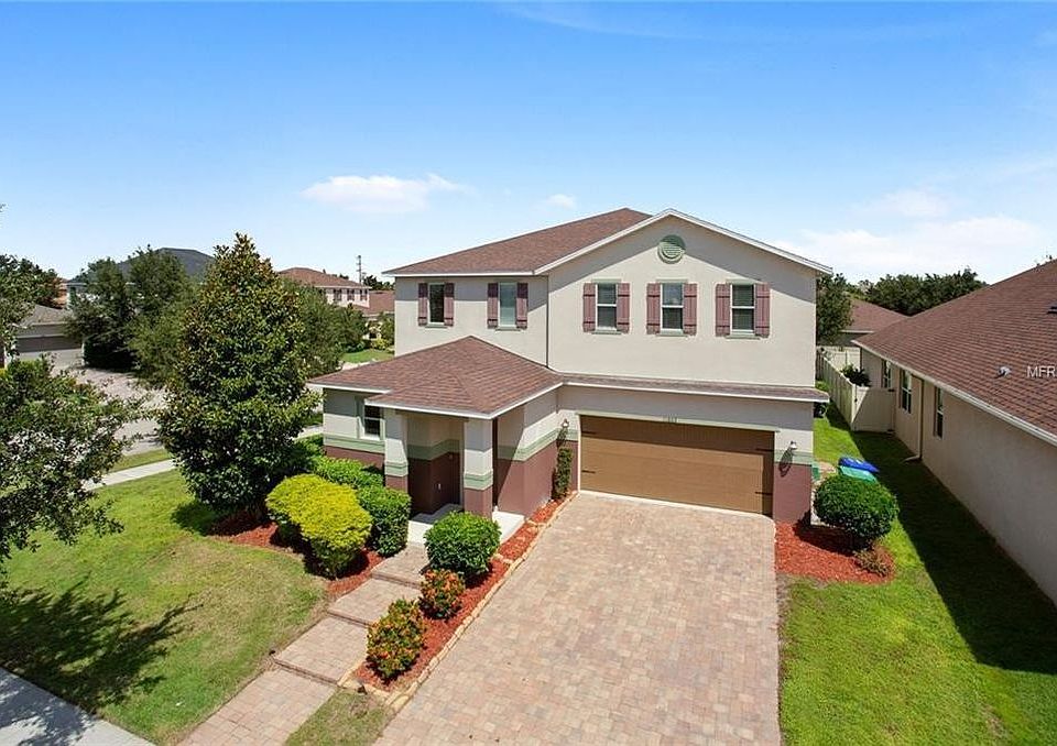 1st image of 11863 Chateaubriand Ave