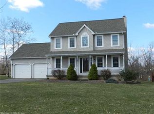 9 Lindsay Ln, Broad Brook, CT 06016
