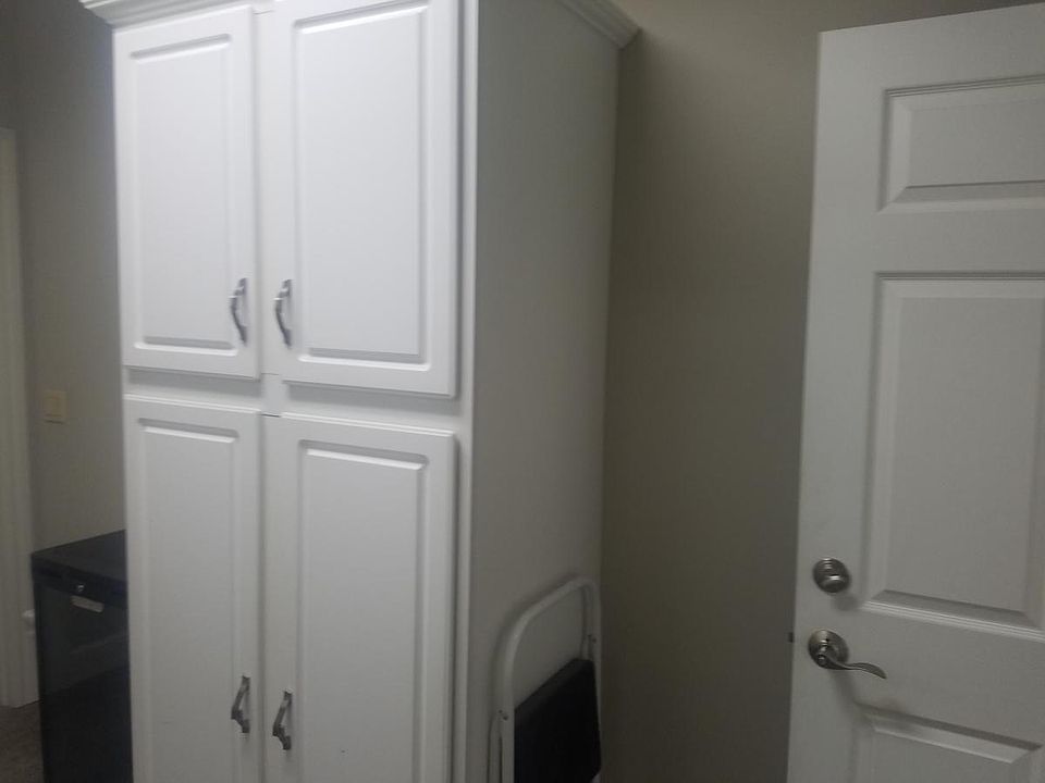 1st image of 97 Country Club Dr SE