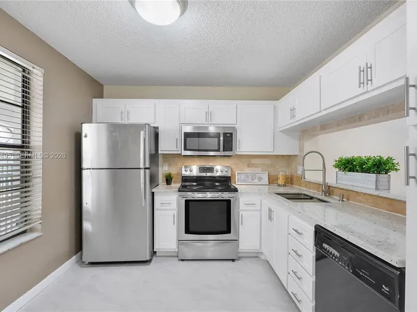 2382 NW 89th Dr #2382, Coral Springs, FL 33065