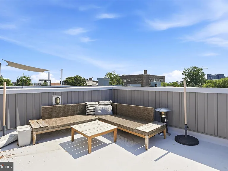 965 N Lawrence St — Photo 29