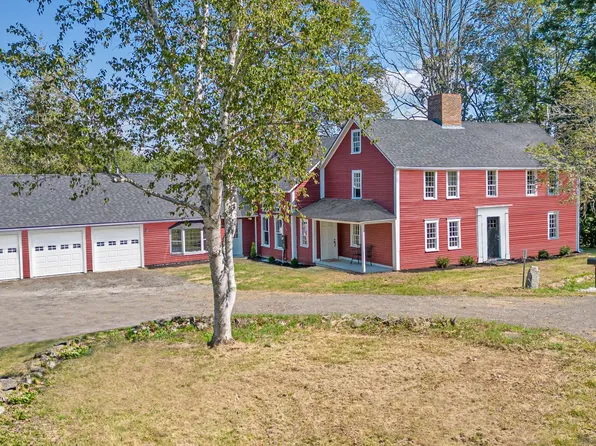 241 Sandown Road, Chester, NH 03036