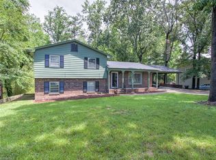 1625 Bolingbroke Rd, High Point, NC 27265