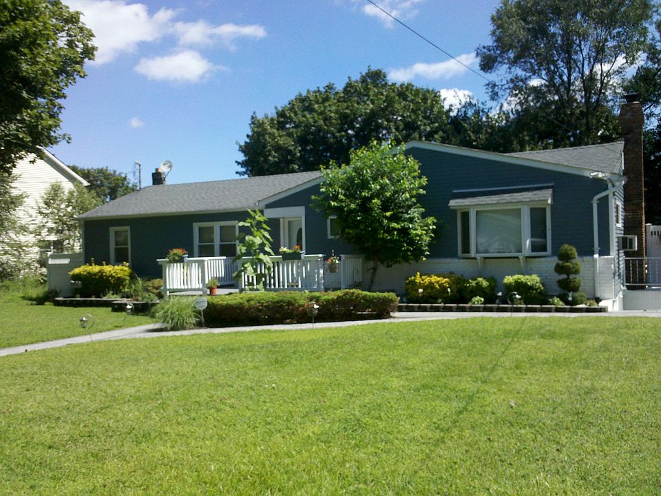 1st image of 23 Handsome Ave