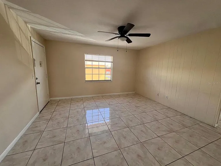 1665 W Oak Ridge Rd #C — Photo 15