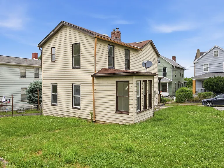 2906 Chester St — Photo 17