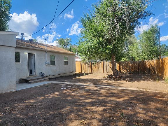 2nd image of 607 Lynn Ave
