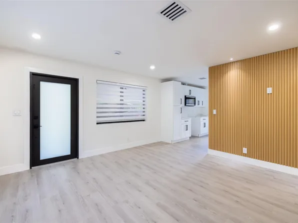 1341 SE 10th Avenue, Fort Lauderdale, FL 33316