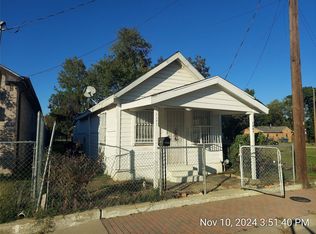 1407 Singleton Blvd, Dallas, TX 75212