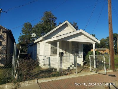 1407 Singleton Blvd, Dallas, TX, 75212