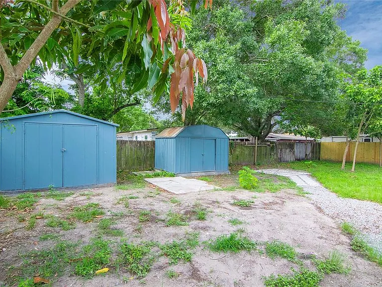 3708 W Tyson Ave — Photo 30