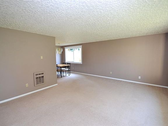 2nd image of 6719 NE 63rd Ave