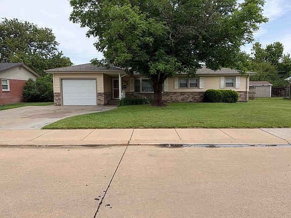 2nd image of 5954 Aspen Dr