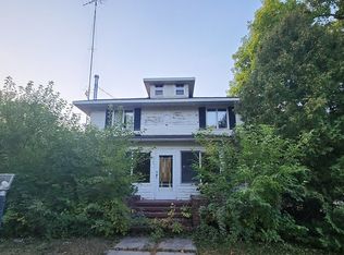 204 Bloomington Ave, Morgan, MN 56266