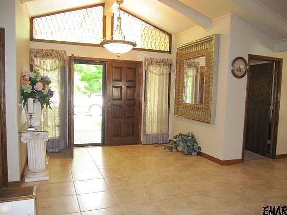 2nd image of 2802 Wildwood Dr