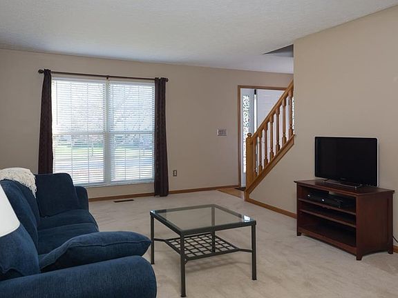 5th image of 1670 Saffron Dr