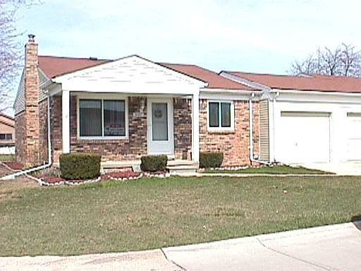 1st image of 16427 Terrace Ct